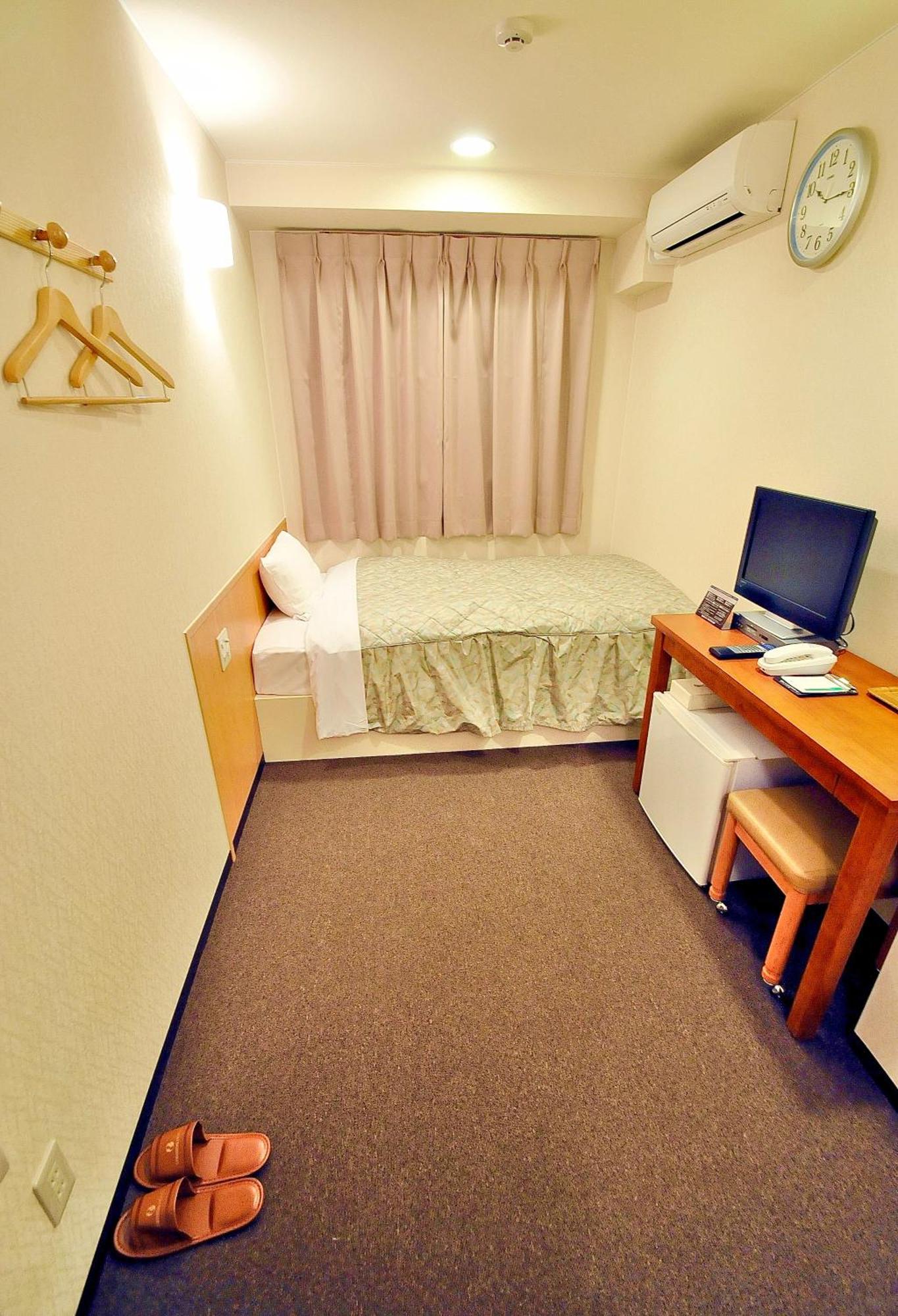 Okayama Universal Hotel Annex 2 ภายนอก รูปภาพ